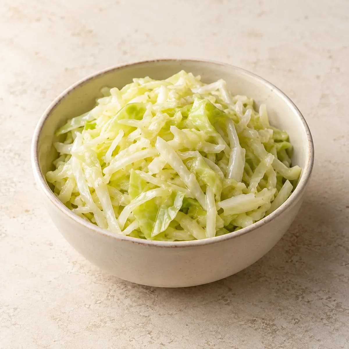 Krautsalat – KI-generierte, illustrative Darstellung